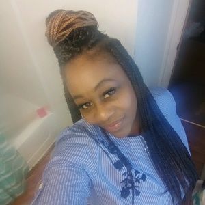 Meet your Posher, Nichole